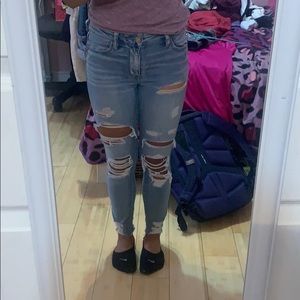 American Eagle Ripped Jeans🦋